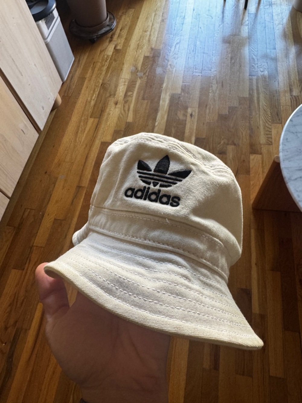 Adidas Originals Bucket Hat White Trefoil Logo Classic Unisex